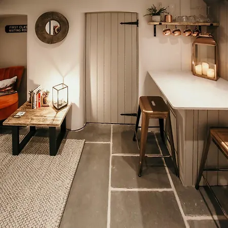 Thatch End Holiday home *